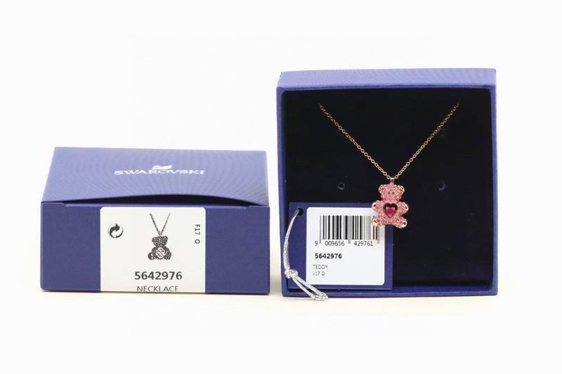 Swarovski Necklace 03lyr95